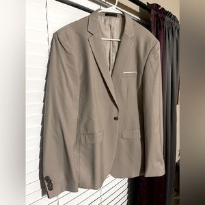 Men suit jacket. Size Large. No Brand. Jacket fits amazing